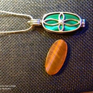 (FIRM)1-Ea.(MALACHITE OR TIGER'S EYE, THICK OVAL GEMSTONES) 18" CHAIN.. *2-SIDED